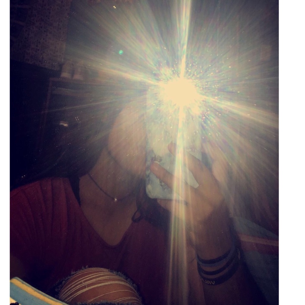 Meet your Posher, Gloria